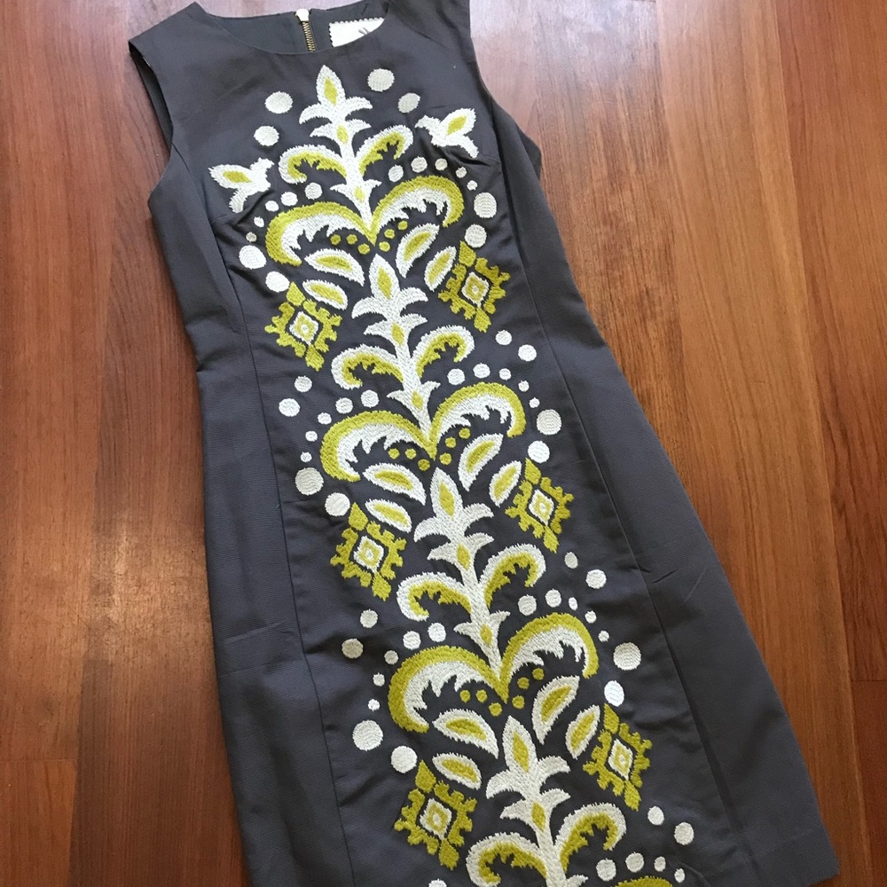 Embroidered pencil dress
